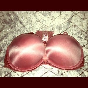 Victoria secret bra.